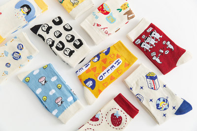 2019秋冬女襪卡通襪潮襪中筒襪INS風(fēng)襪子